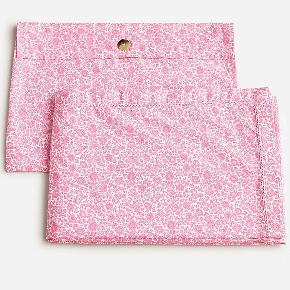 NWT J. Crew Liberty Print Tablecloth - Picture 4 of 6